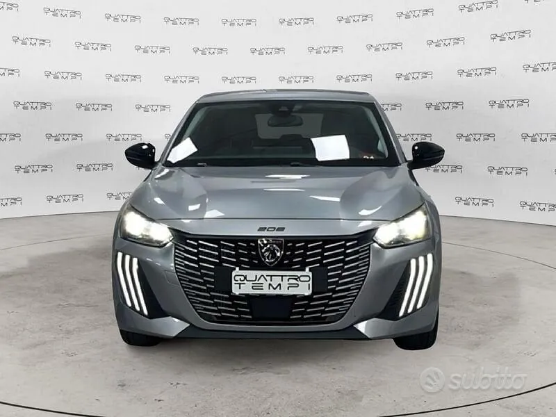 Peugeot 208 2025 photo 2