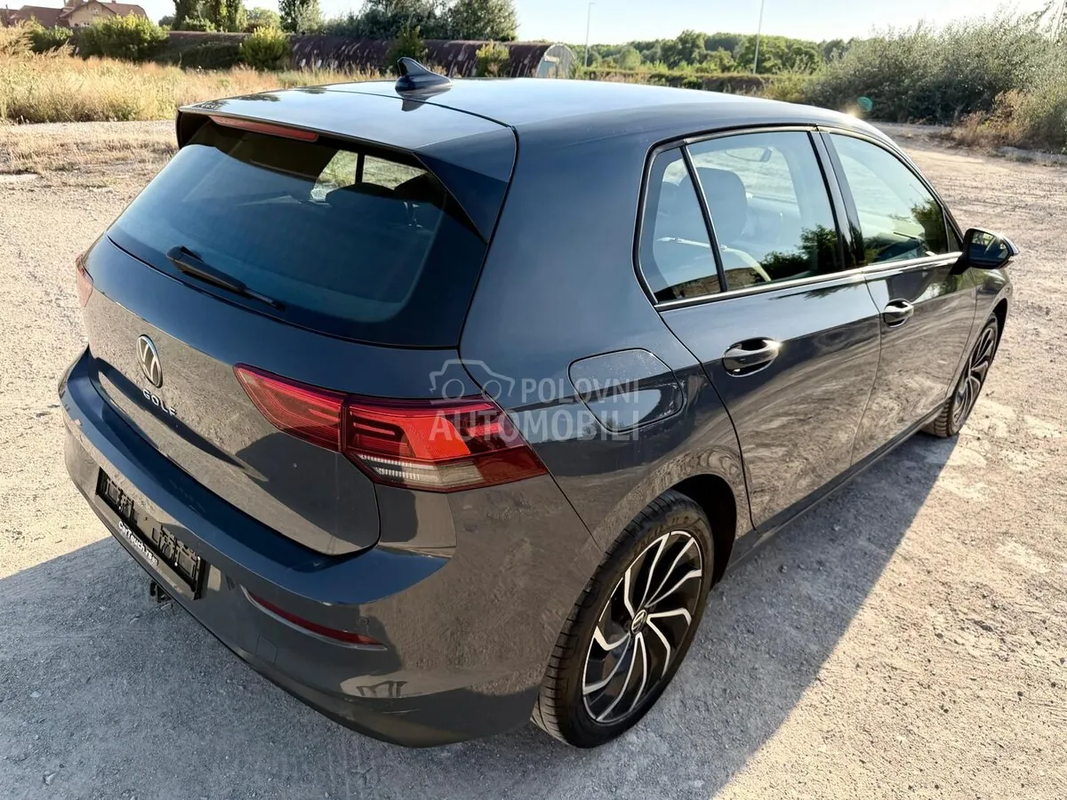 Volkswagen Golf 8 2022 photo 2