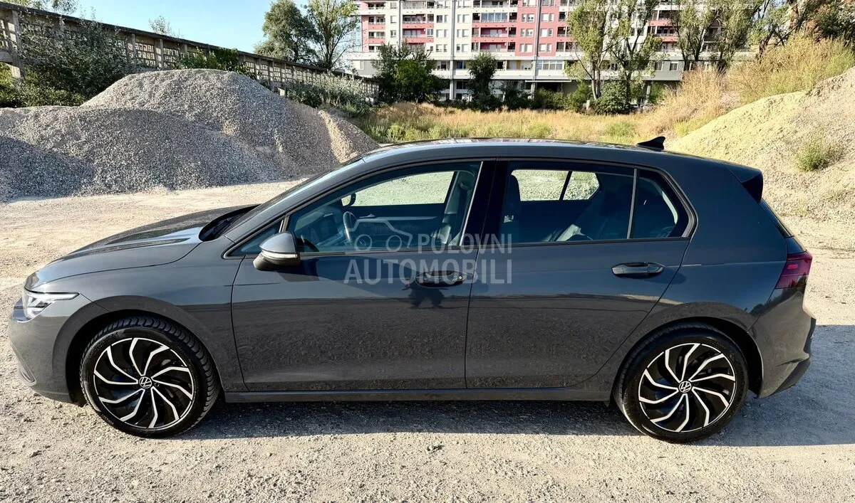 Volkswagen Golf 8 2022 photo 3