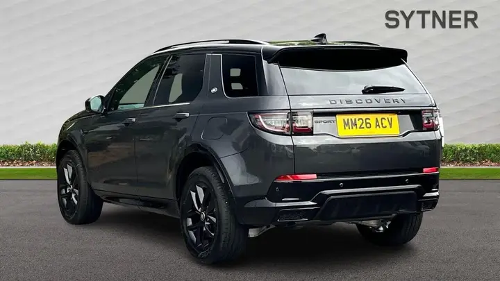 Land Rover Discovery Sport 2026 photo 2