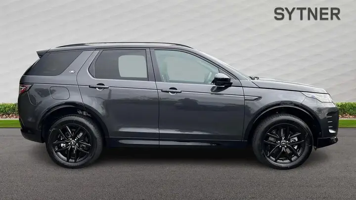 Land Rover Discovery Sport 2026 photo 5