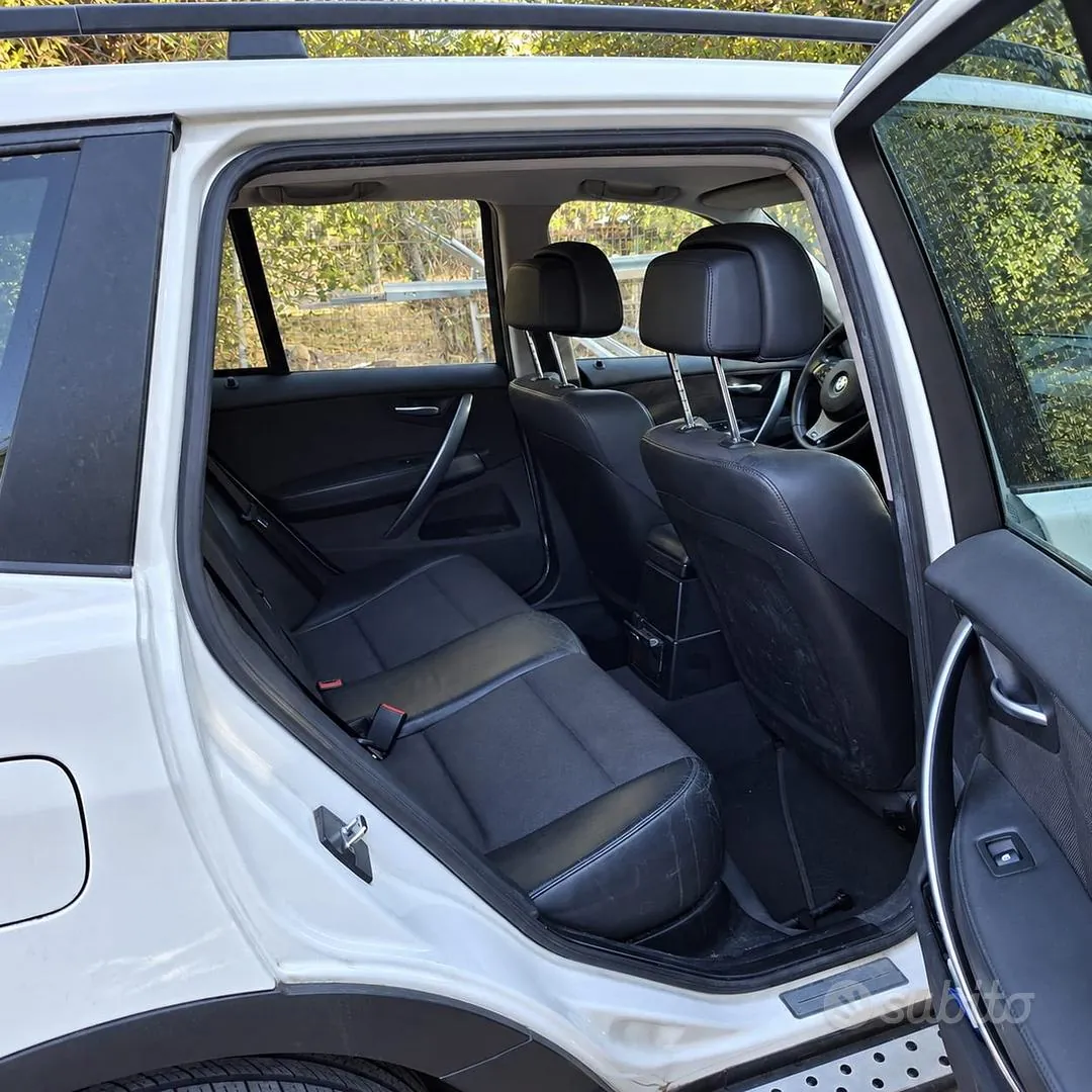 BMW X3 2009 photo 4