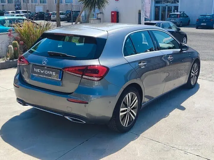 Mercedes-Benz A250 2022 photo 5