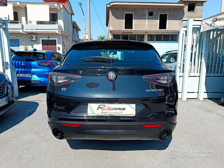 Alfa Romeo Stelvio 2023 photo 5