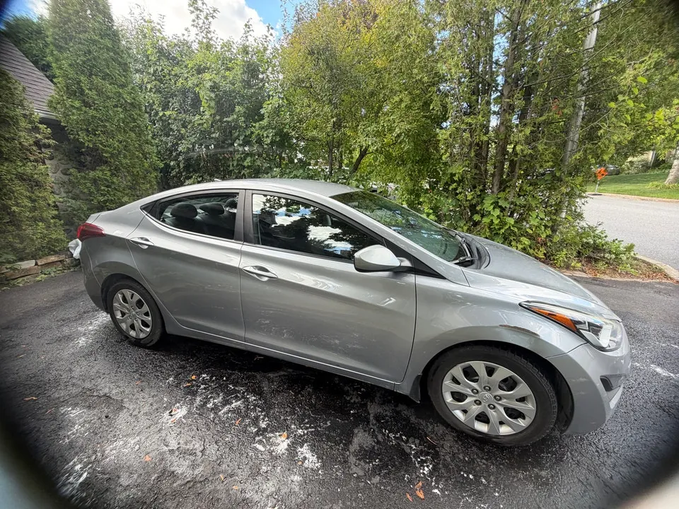 Hyundai Elantra 2016 photo 3