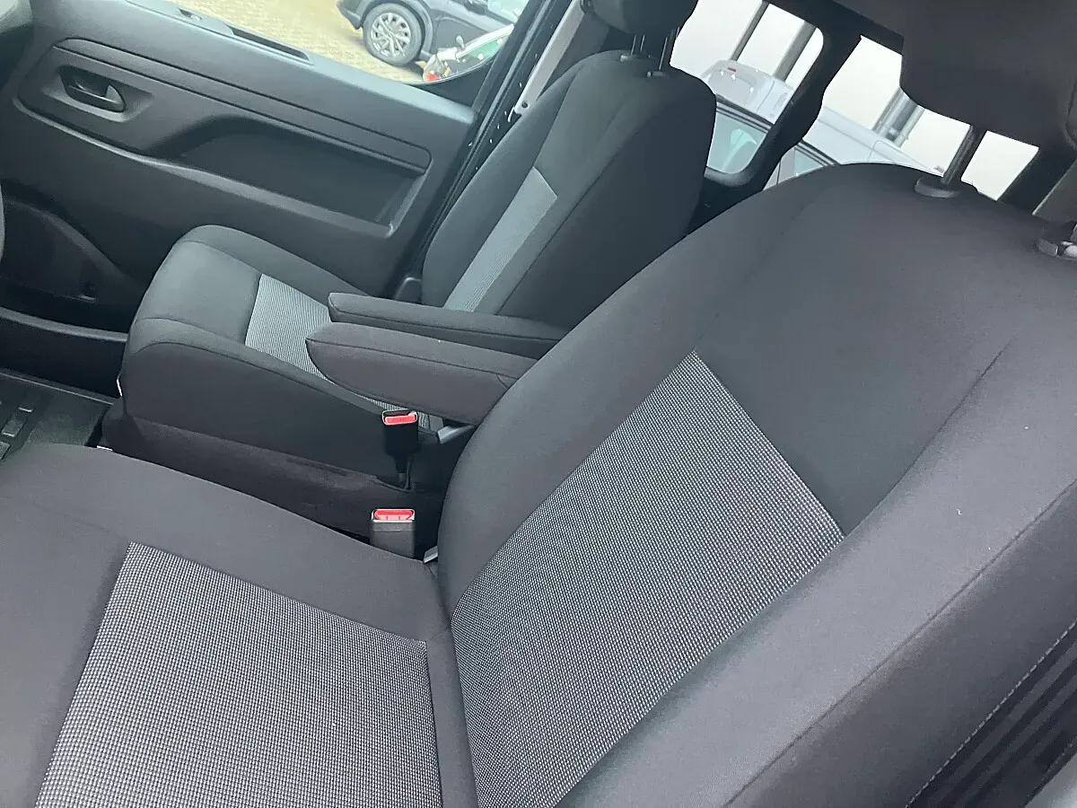 Opel Vivaro 2026 photo 2
