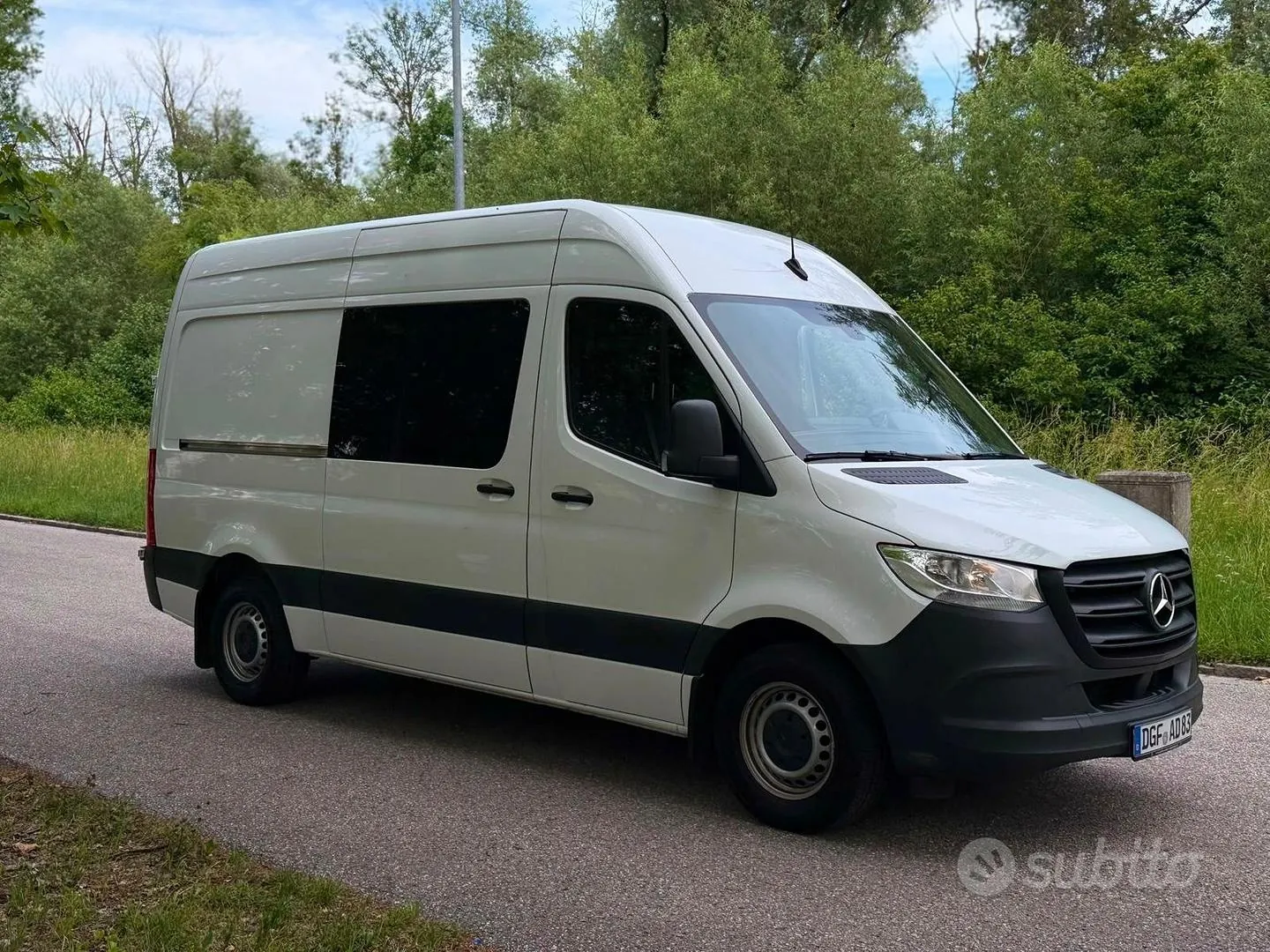 Mercedes-Benz Sprinter 2023 photo 2