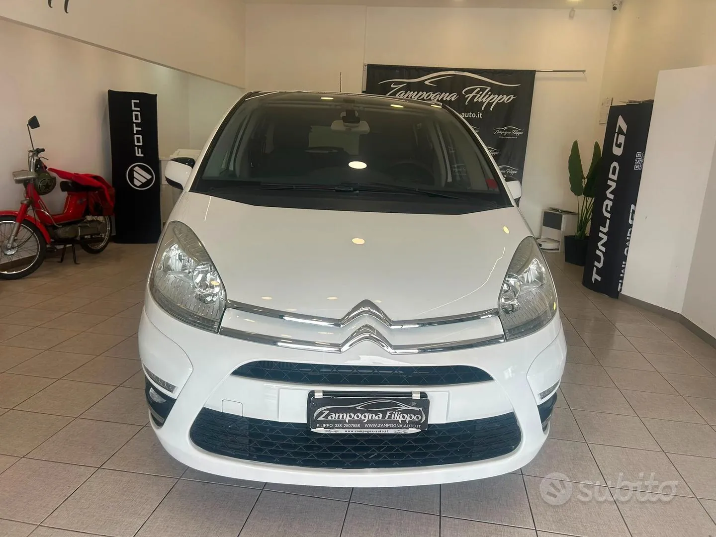 Citroen C4 Picasso 2013 photo 2