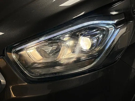 Ford Tourneo Custom 320L 2018 photo 4