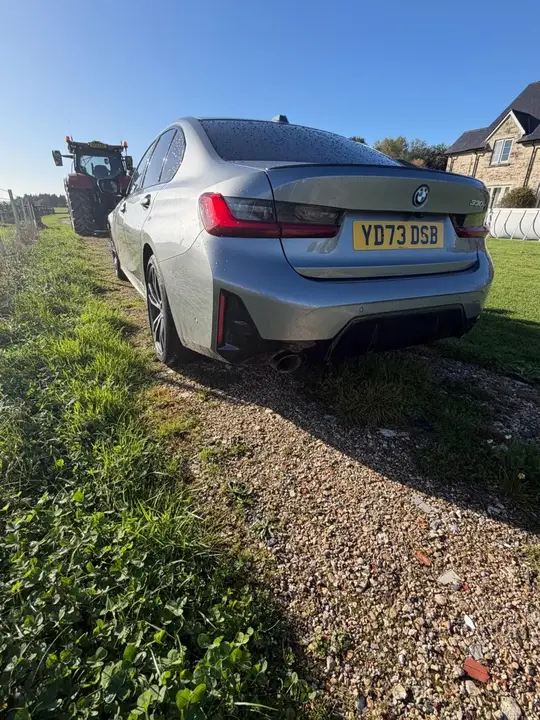 BMW 3 Series 2024 photo 4