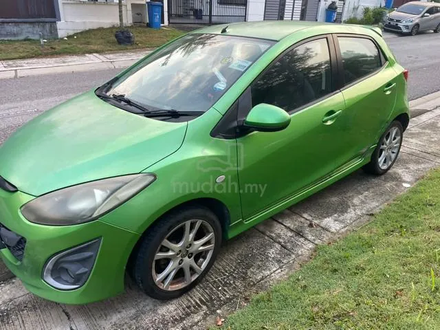 Mazda 2