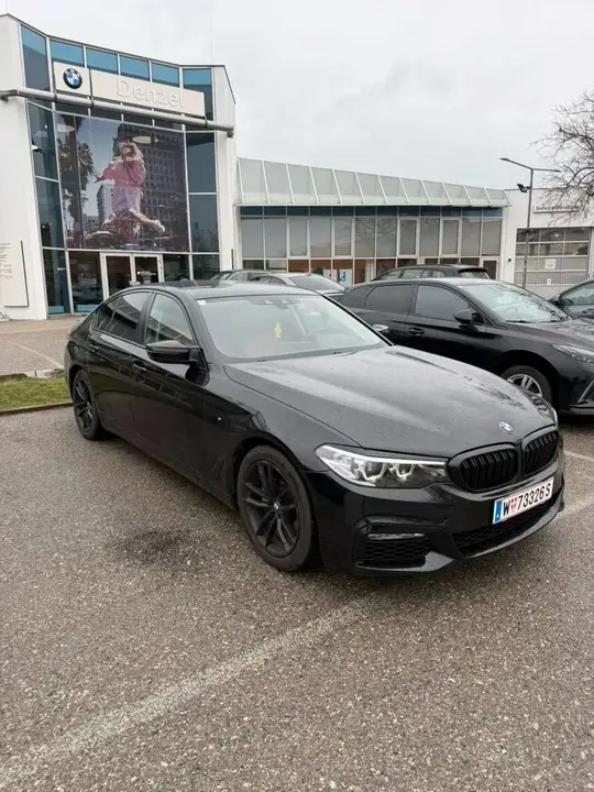 BMW 5 Series 2017 photo 3