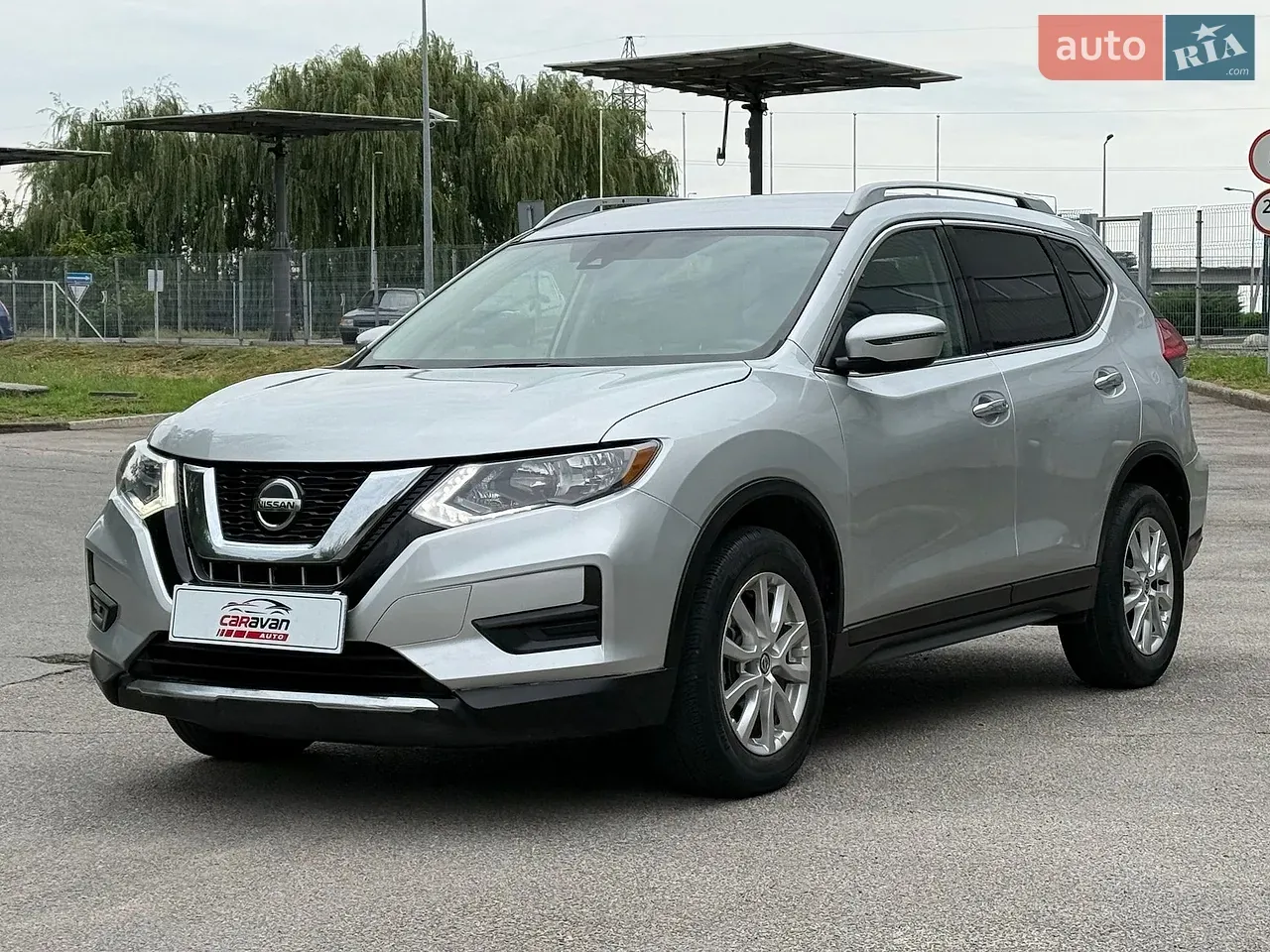 Nissan Rogue 2020 photo 2