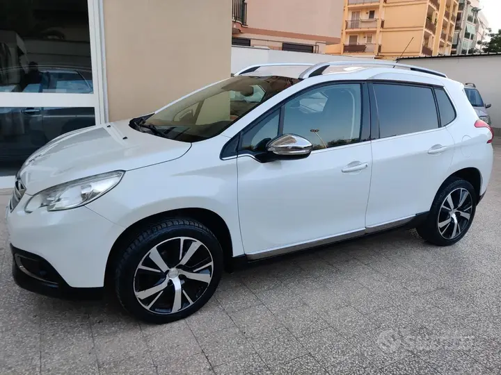 Peugeot 2008 2014 photo 3