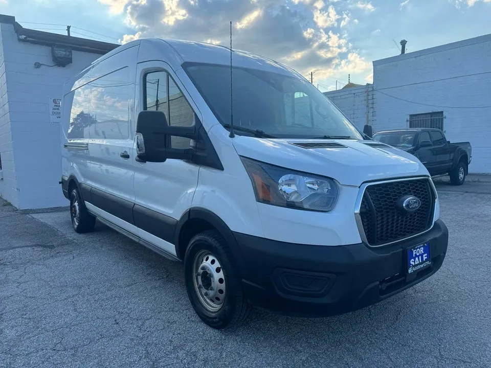 Ford Transit 2024 photo 4
