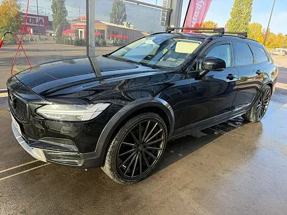 Volvo V90 Cross Country