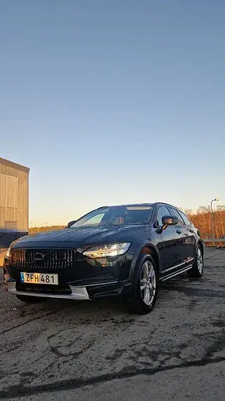 Volvo V90 Cross Country 2018 photo 3