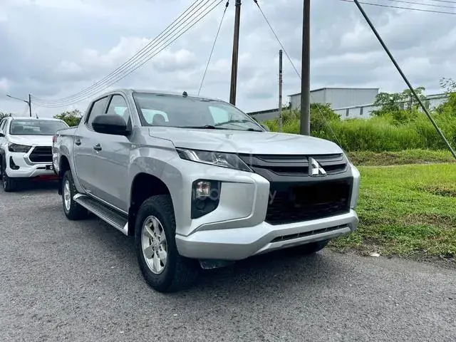 Mitsubishi Triton
