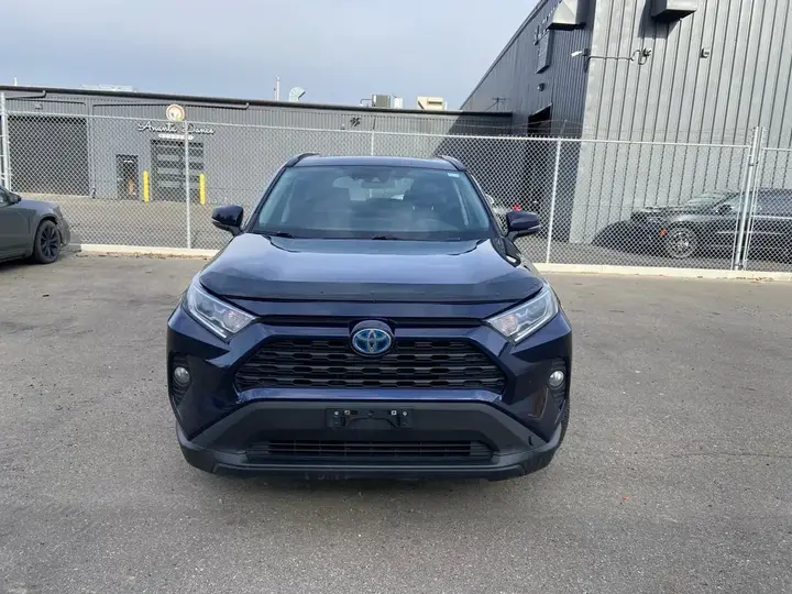 Toyota Rav4 2021 photo 2