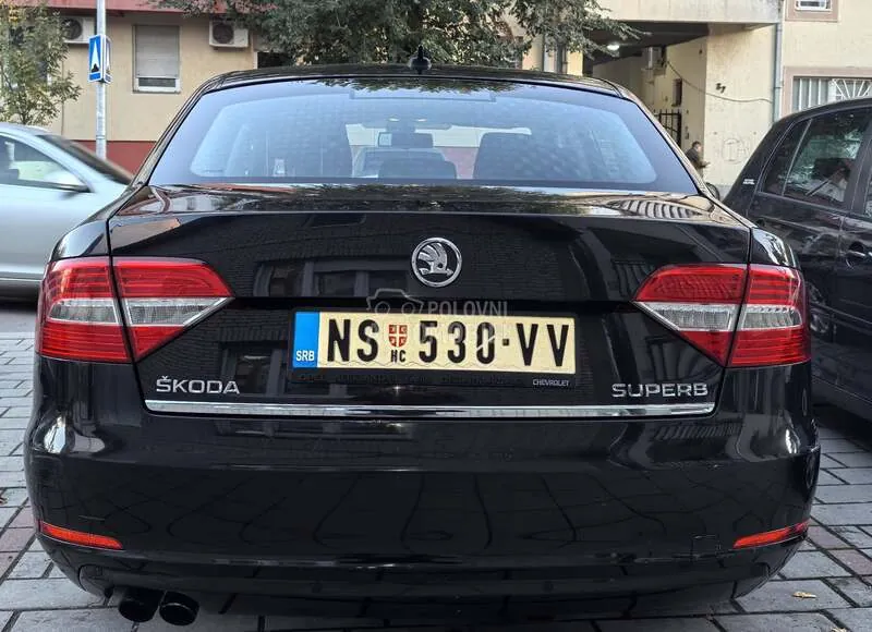 Skoda Superb 2014 photo 3