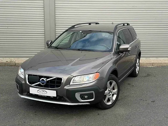 Volvo Xc70 2010 photo 2