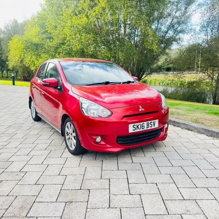 Mitsubishi Mirage 2016 photo 2