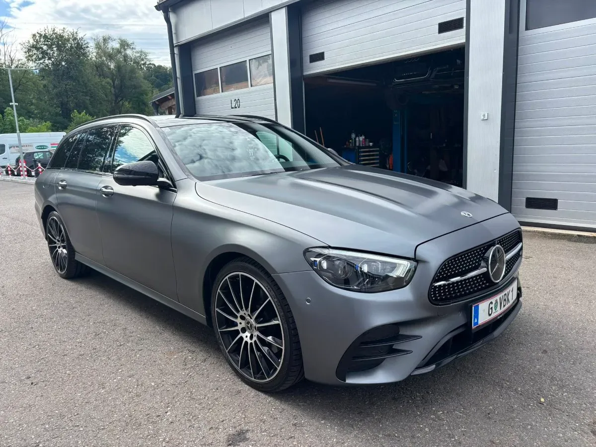 Mercedes-Benz E-Class 2021 photo 3