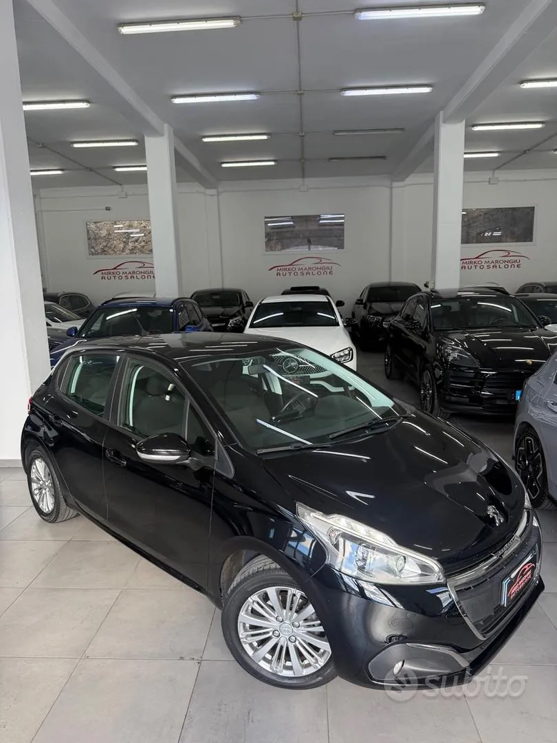 Peugeot 208 2020 photo 2