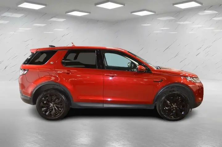 Land Rover Discovery Sport 2019 photo 4