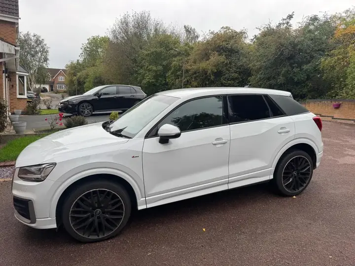 Audi Q2 2019 photo 2