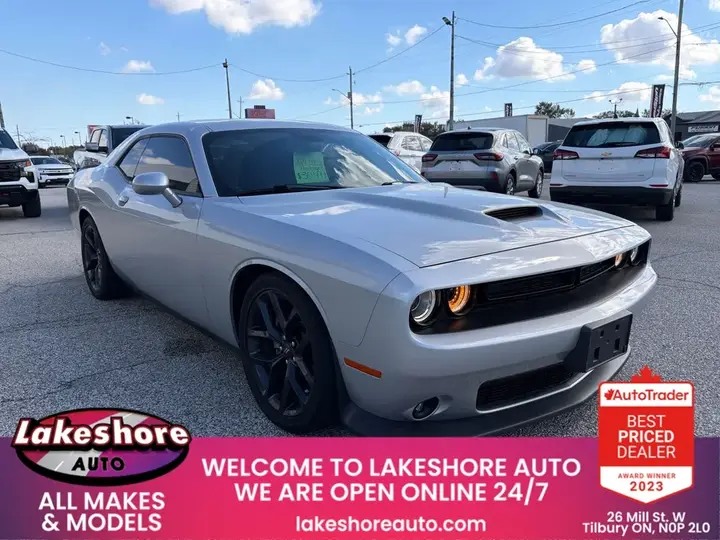 Dodge Challenger 2021 photo 2