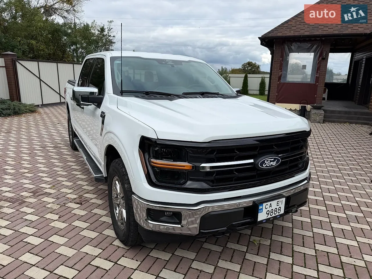 Ford F-150 2025 photo 2