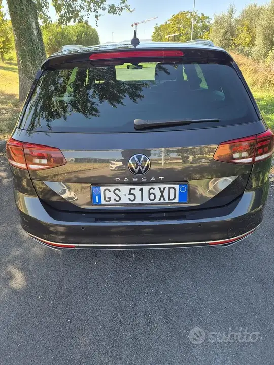 Volkswagen Passat 2024 photo 3