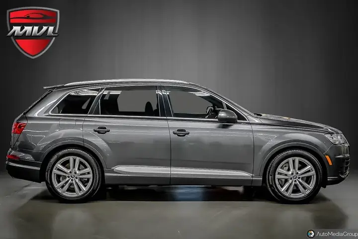 Audi Q7 2017 photo 4