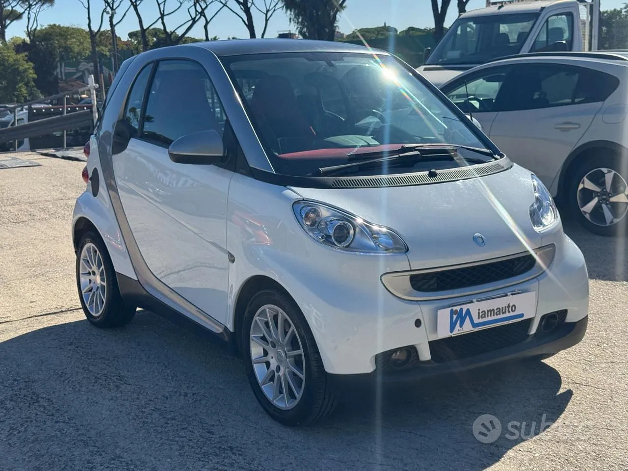 Smart Fortwo 2009 photo 2