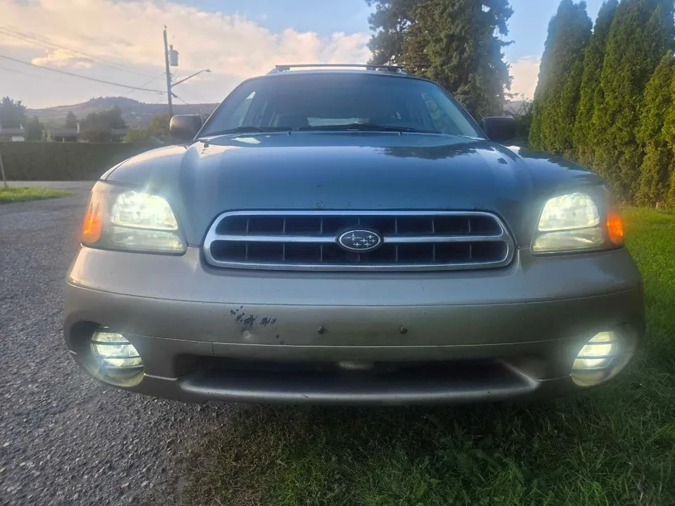 Subaru Outback 2002 photo 3