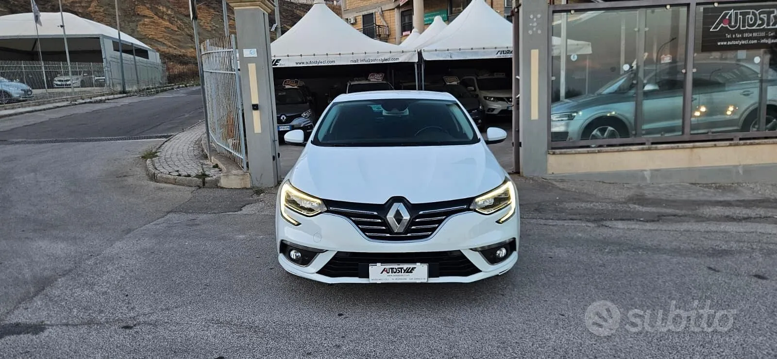 Renault Megane 2019 photo 2