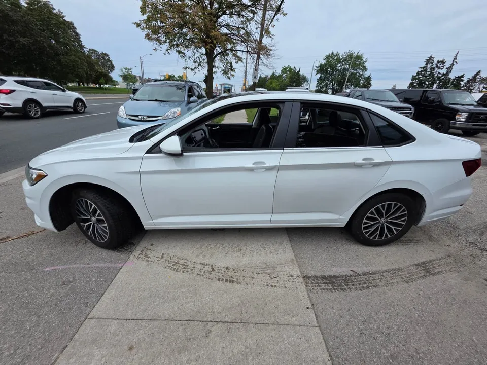 Volkswagen Jetta 2019 photo 2