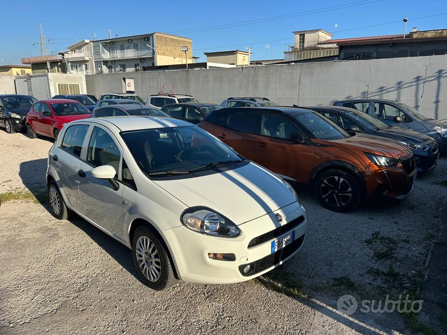 Fiat Punto 2016 photo 2