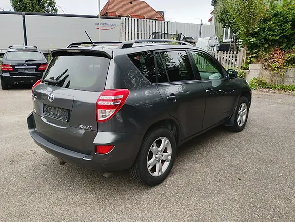 Toyota Rav4 2010 photo 5