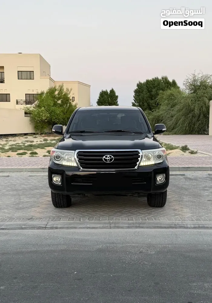 Toyota Land Cruiser 2012 photo 4