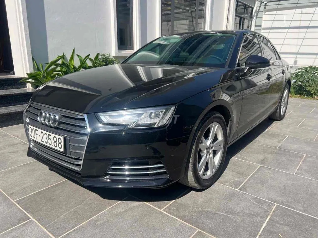 Audi A4 2016 photo 2