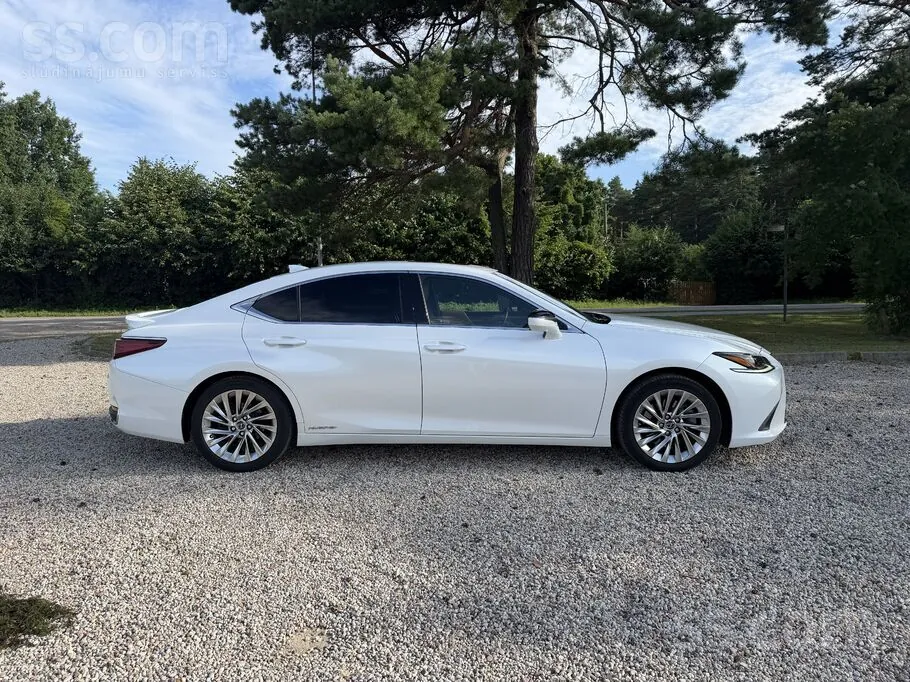 Lexus Es 2019 photo 3