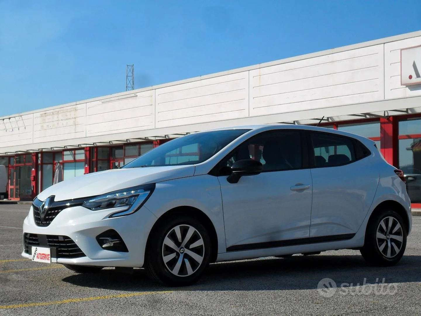 Renault Clio 2019 photo 2
