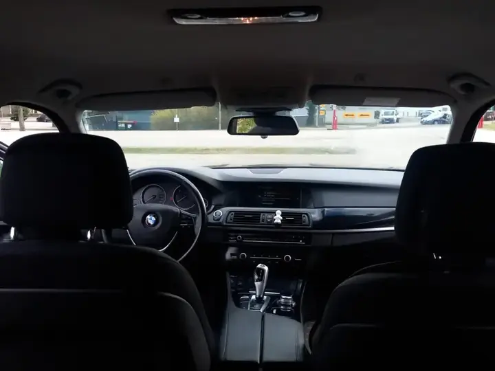 BMW 5 Series 2013 photo 3