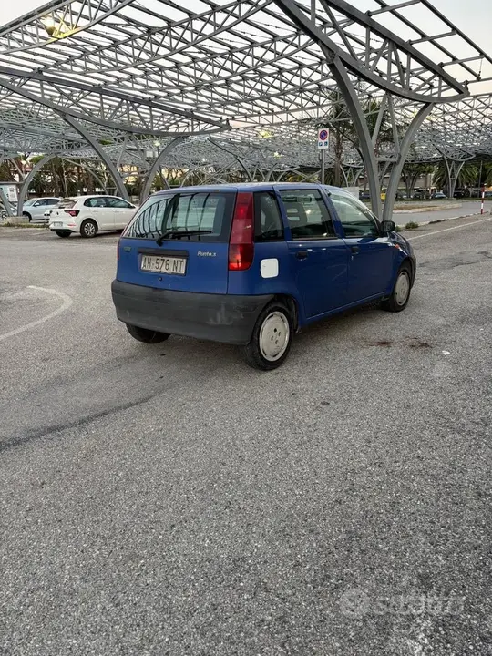Fiat Punto 1996 photo 4