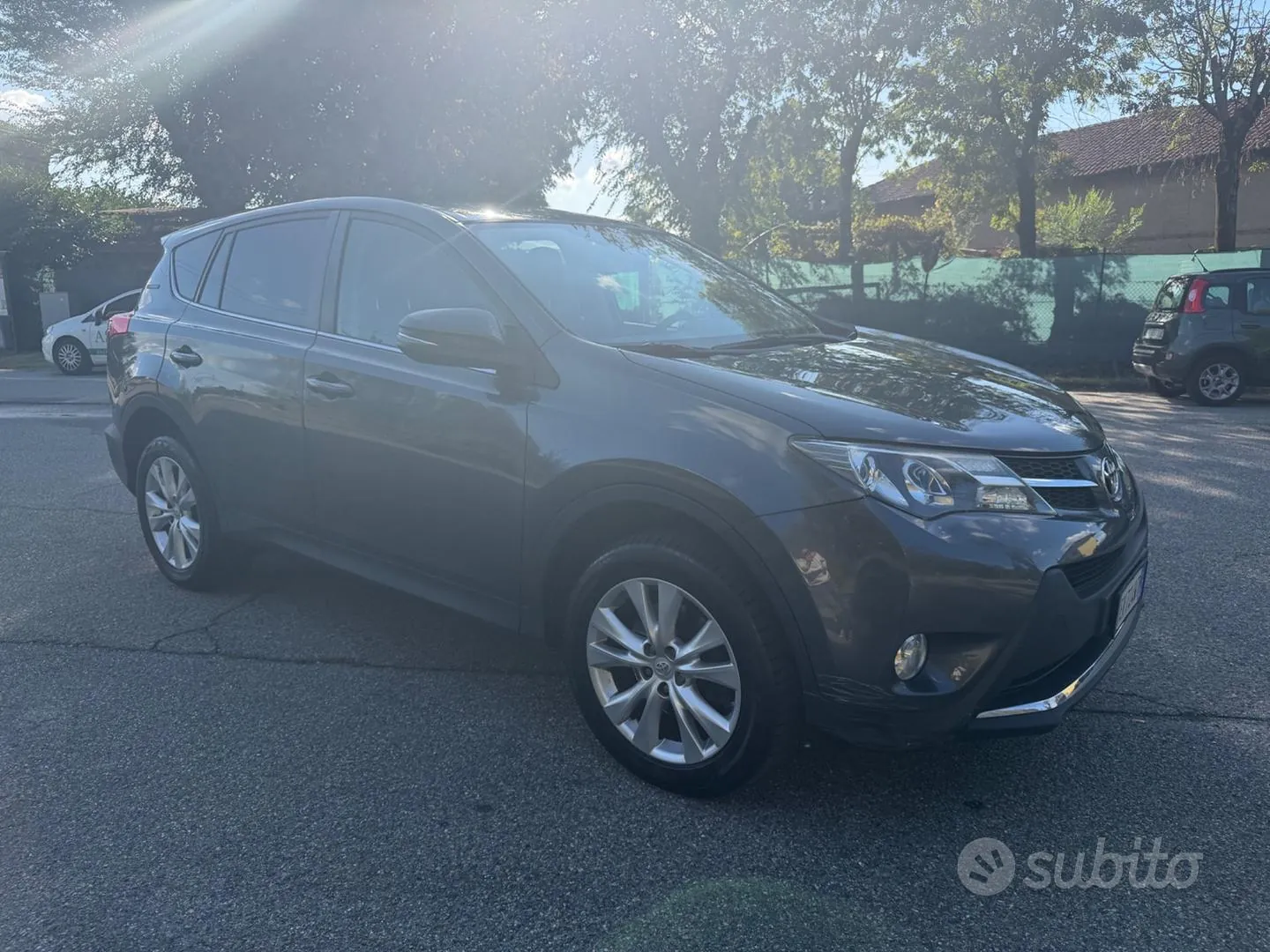 Toyota Rav4 2015 photo 3