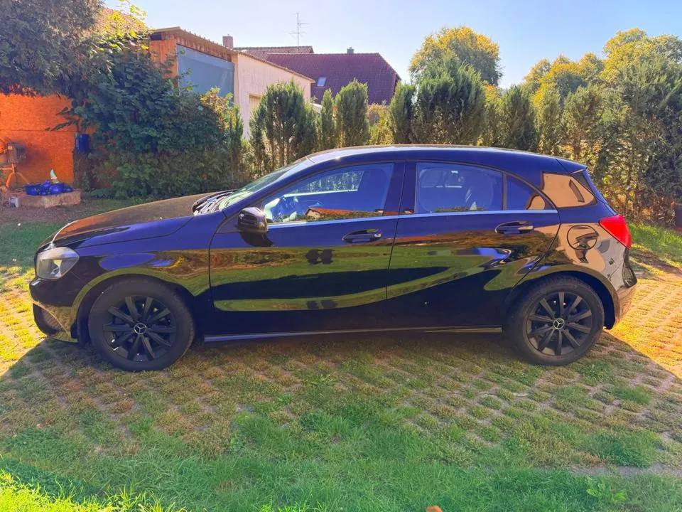 Mercedes-Benz A 180