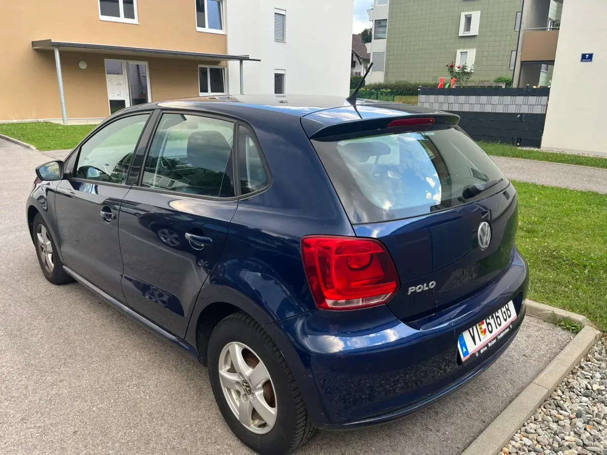 Volkswagen Polo 2011 photo 3