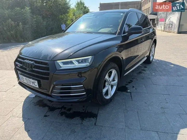 Audi Q5 2017 photo 2